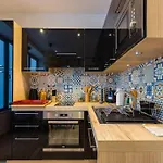 Home Suite Home Gambetta Menilmontant