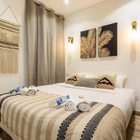 De Charme Gambetta Pere Lachaise Apartment *